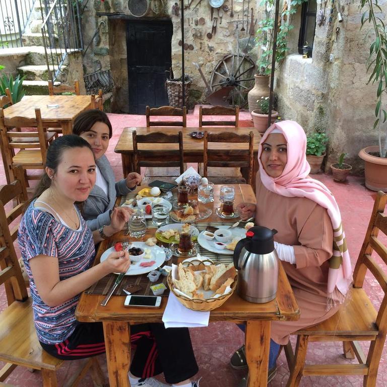 Uerguep Inn Cave Hotel Екстериор снимка