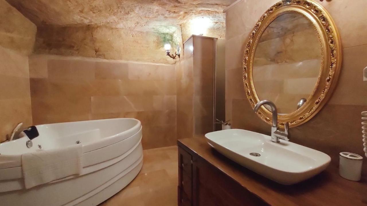 Uerguep Inn Cave Hotel Екстериор снимка